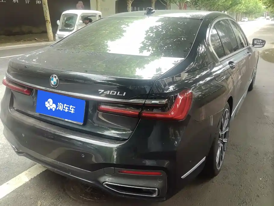 BMW 7 Series 2019 730Li M Sports Package купить на сайте DeffCars
