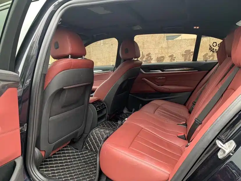 BMW 5 Series 2020 530Li Leading M Sports Package купить на сайте DeffCars