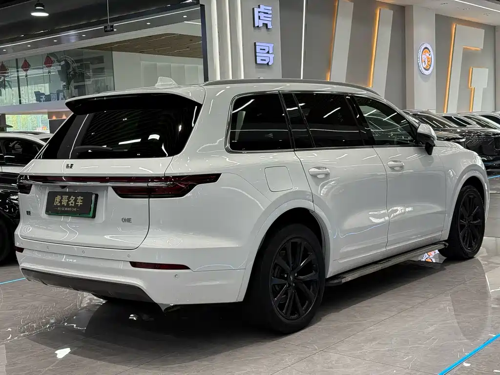 Ideal ONE 2020 extended range 6-seater version купить на сайте DeffCars