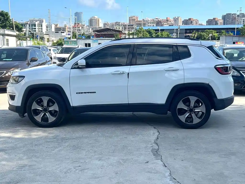 Compass 2017 200T Automatic Premium Edition купить на сайте DeffCars