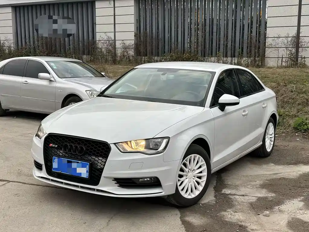 Audi A3 2016 Limousine 35 TFSI Enterprising купить на сайте DeffCars