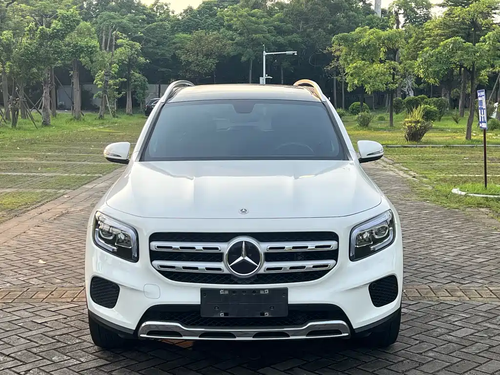 Mercedes-Benz GLB 2023 facelift GLB 200 dynamic купить на сайте DeffCars