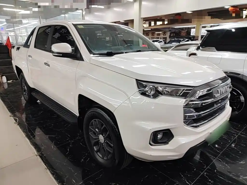 Yuhu 7 2022 2.0T automatic diesel two-wheel drive comfortable standard axle купить на сайте DeffCars
