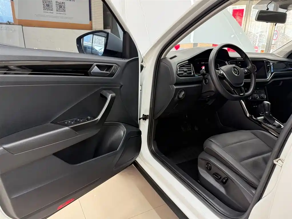 T-ROC 2022 model 280TSI DSG two-wheel drive comfort PLUS купить на сайте DeffCars