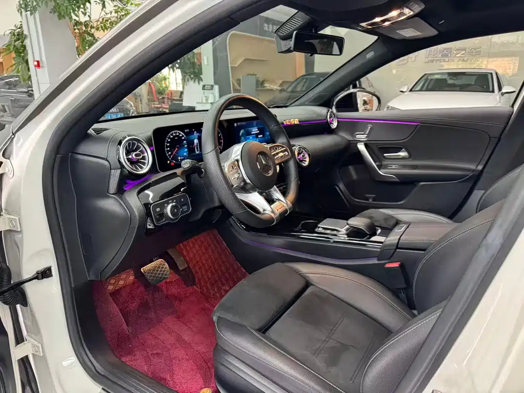 Mercedes-Benz A-Class 2020 Facelift A 200 L Sports Sedan Fashionable купить на сайте DeffCars