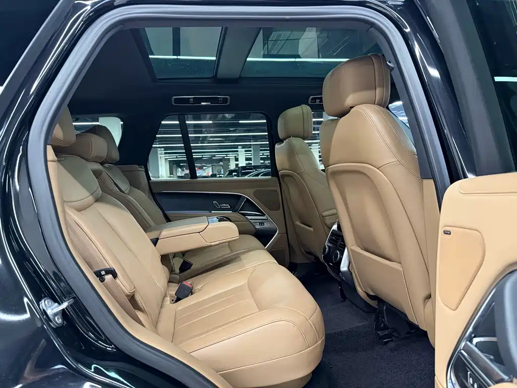 Range Rover 2023 3.0 L6 360PS Grand Edition купить на сайте DeffCars