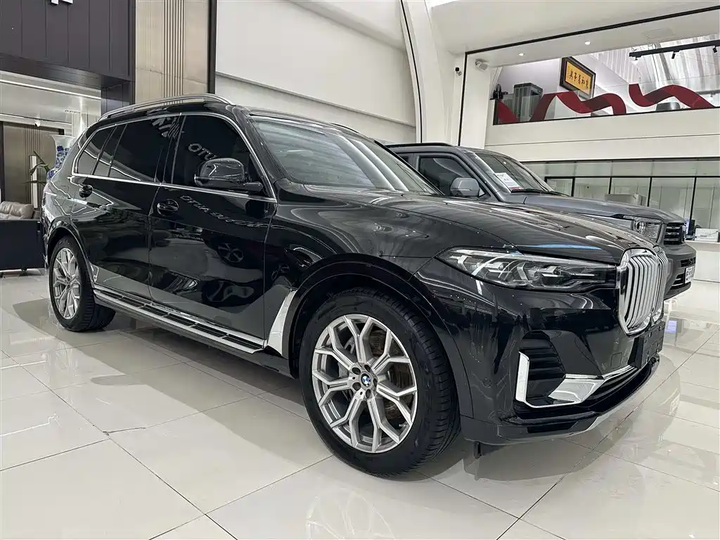 BMW X7 2021 xDrive40i Leading Luxury Package купить на сайте DeffCars
