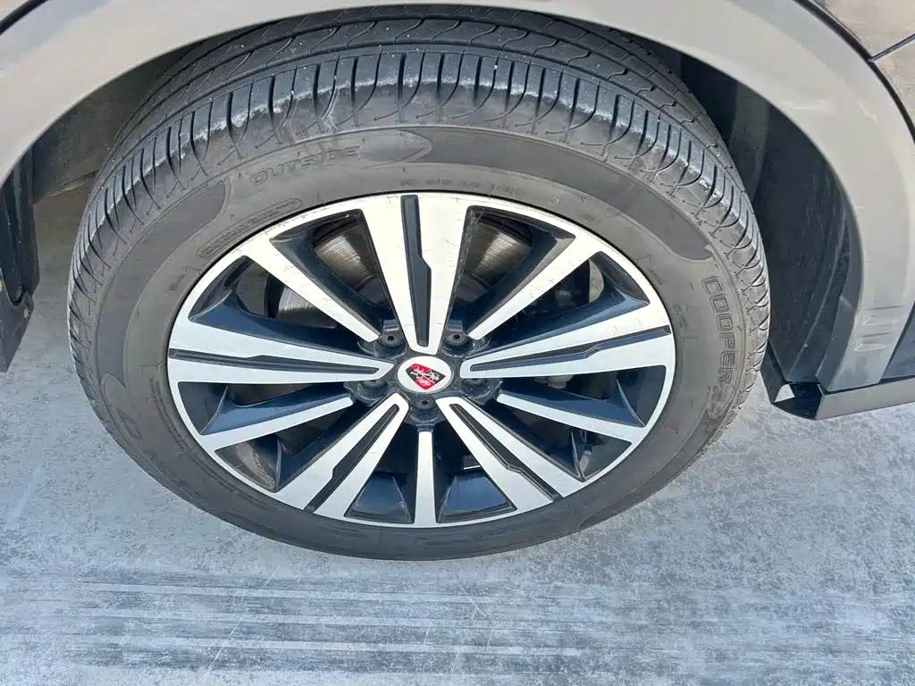 Roewe RX5 2020 20T Automatic 4G Internet Beyond Edition купить на сайте DeffCars