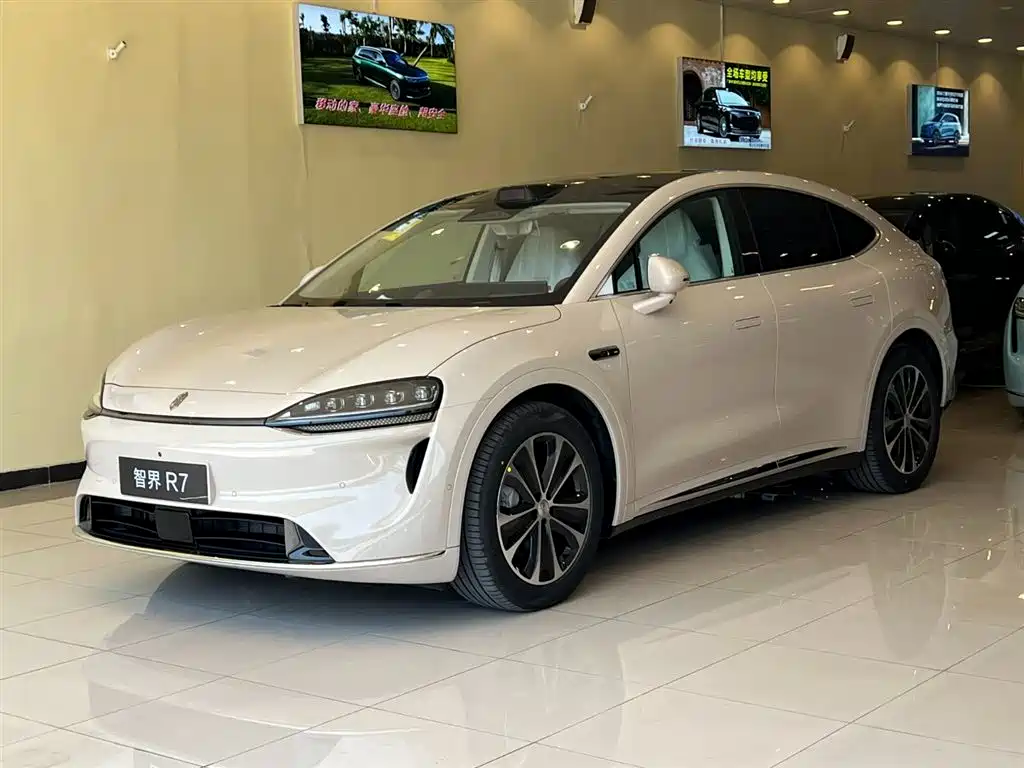 Zhijie R7 2026 extended range Max+ купить на сайте DeffCars