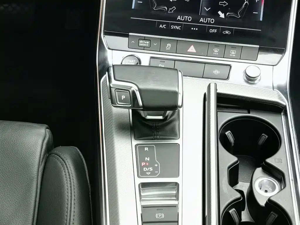 Audi A6L 2021 45 TFSI Premium Elegant Model купить на сайте DeffCars
