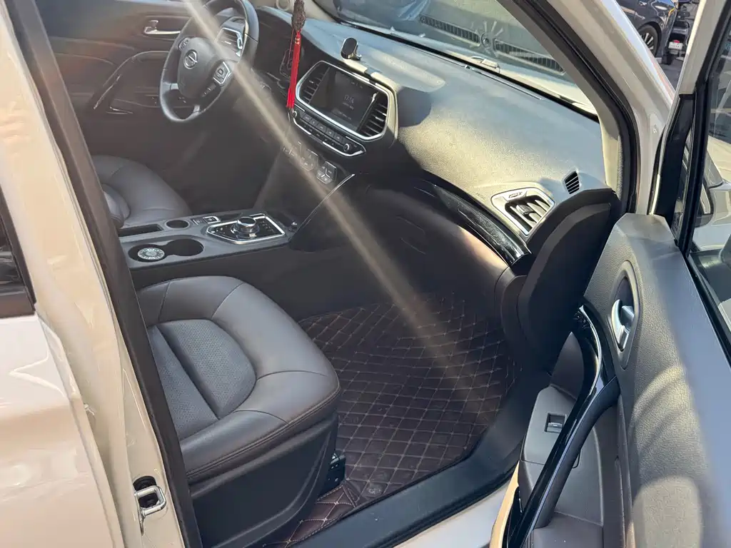Qizhi PHEV 2019 1.5L Intelligent Premium Edition купить на сайте DeffCars