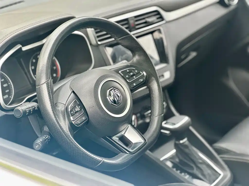 MG ZS 2018 1.5L Automatic Deluxe Edition National V купить на сайте DeffCars