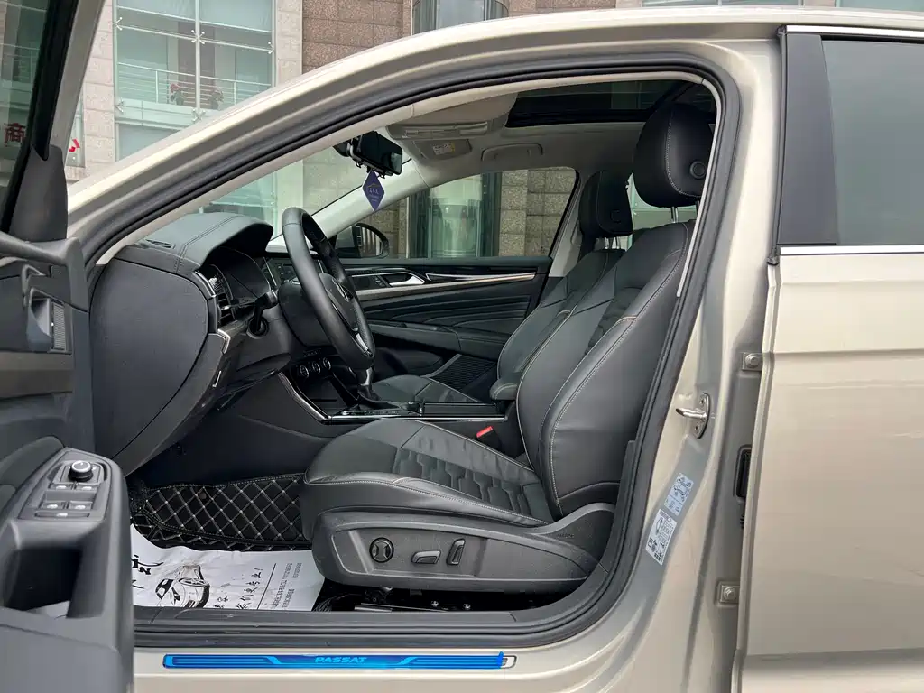 Passat 2019 330TSI Elite Edition National VI купить на сайте DeffCars