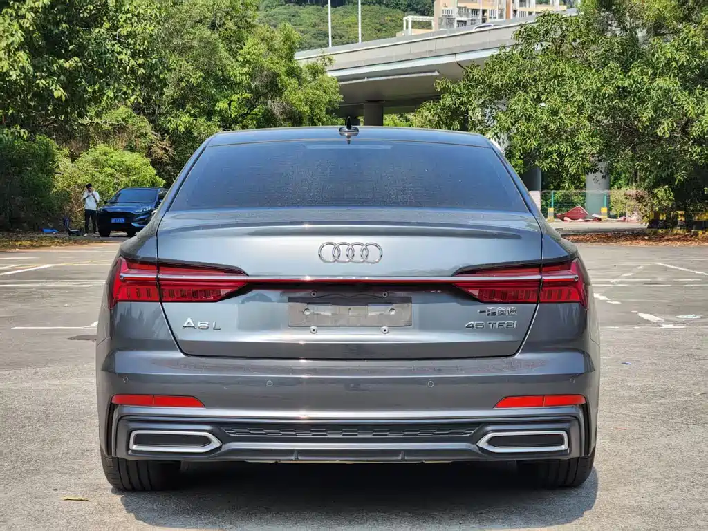 Audi A6L 2021 45 TFSI quattro exclusive and elegant model купить на сайте DeffCars