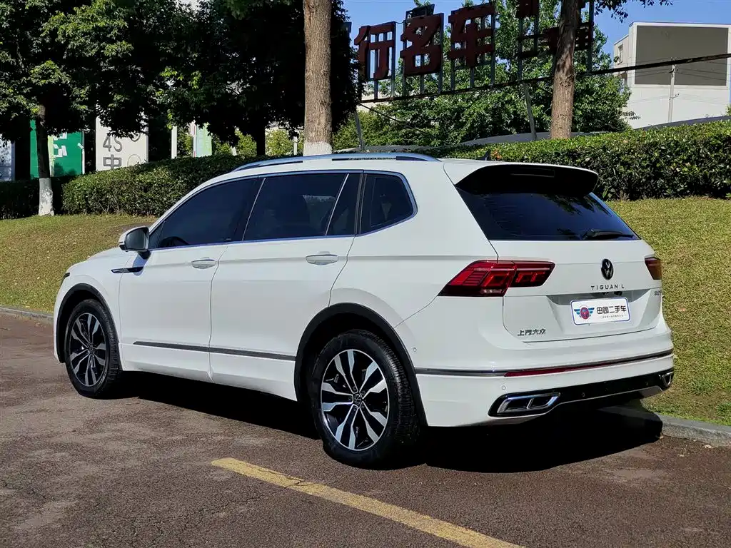 Tiguan L 2023 330TSI automatic two-wheel drive R-Line flagship version купить на сайте DeffCars