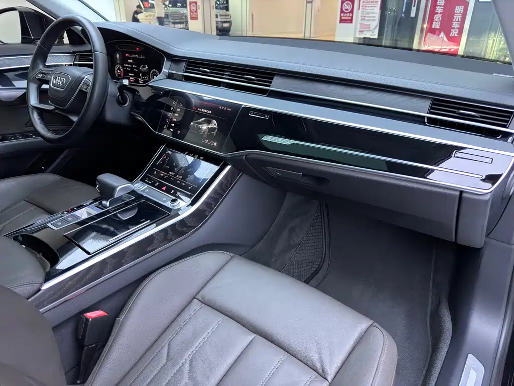 Audi A8 2018 A8L 55 TFSI quattro launch version elite model купить на сайте DeffCars