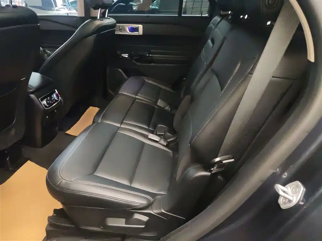 Explorer 2020 EcoBoost 285 four-wheel drive titanium version 7 seats купить на сайте DeffCars