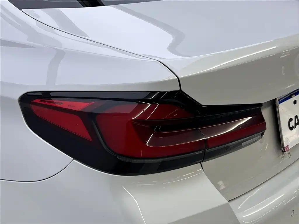 BMW 5 Series 2022 facelift 525Li M Sports Package купить на сайте DeffCars