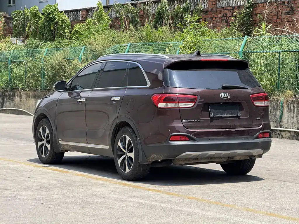 Sorento 2015款 SorentoL 2.2T 柴油4WD精英版 7座 国IV купить на сайте DeffCars