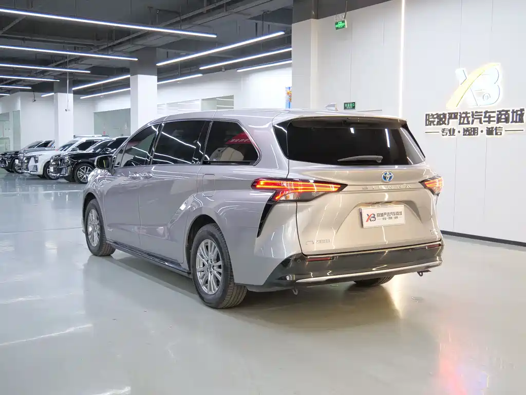 SIENNA 2021 2.5L Hybrid Premium Edition купить на сайте DeffCars