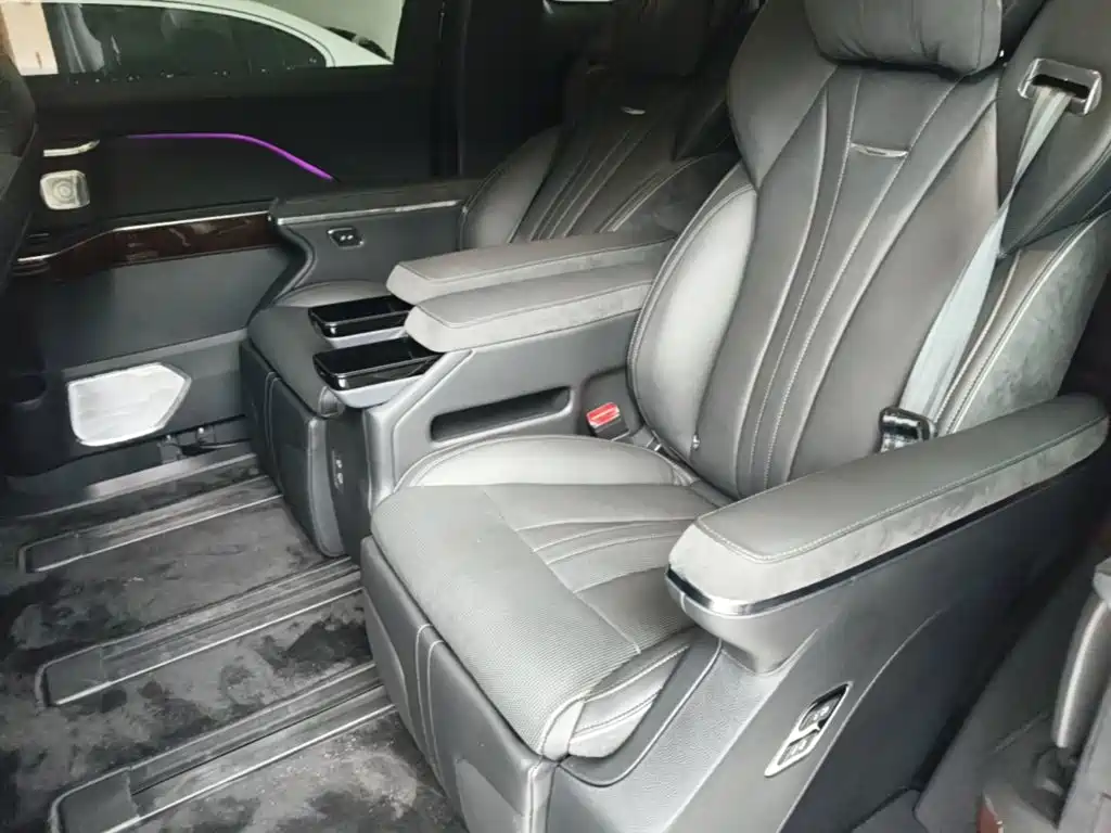 Red Flag Hongqi HQ9 PHEV 2024 2.0T four-wheel drive luxury version купить на сайте DeffCars