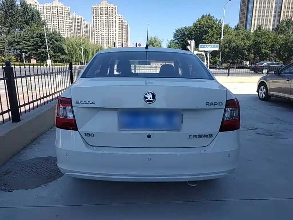 Xin Rui (Rapid) 2016 1.6L Autogeneration Edition купить на сайте DeffCars