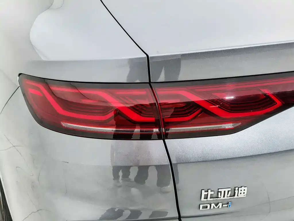 Qin L 2024 DM-i 80KM transcendent model купить на сайте DeffCars