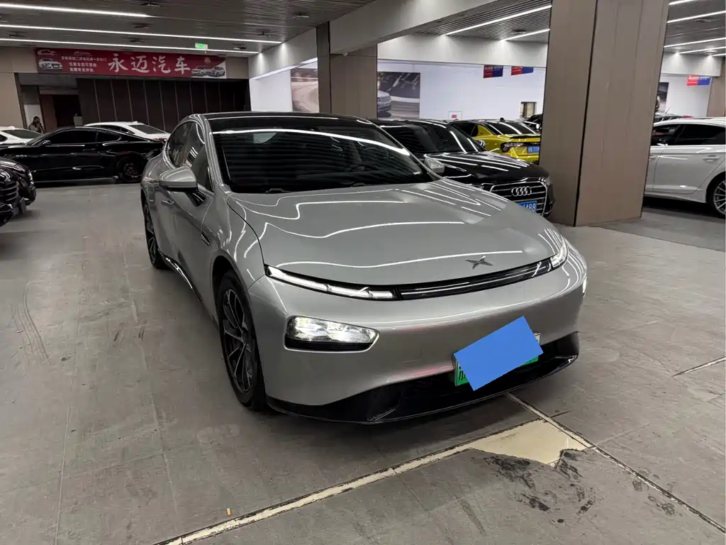 Xpeng P7 2022 model 670E+ купить на сайте DeffCars