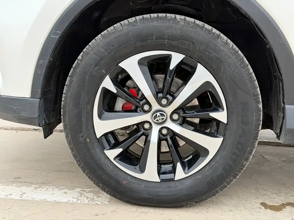 RAV4 Rongfang 2019 2.0L CVT four-wheel drive cutting-edge version National VI купить на сайте DeffCars
