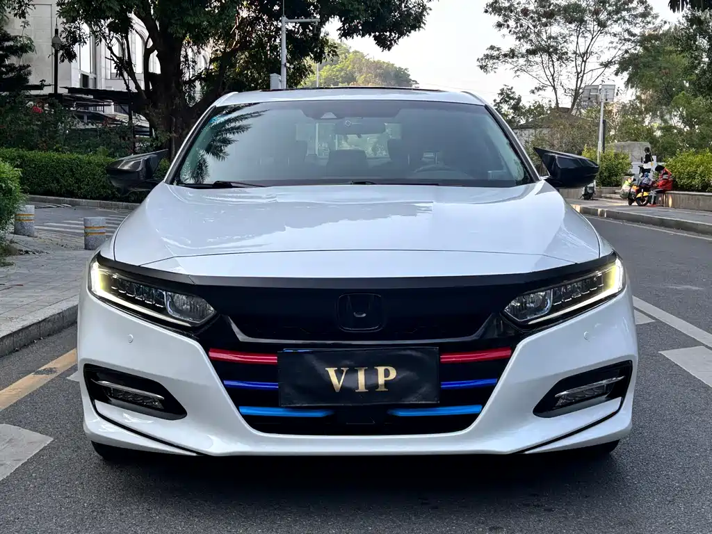 Accord 2018 Sharp Hybrid 2.0L Sharp Collar Edition National VI купить на сайте DeffCars