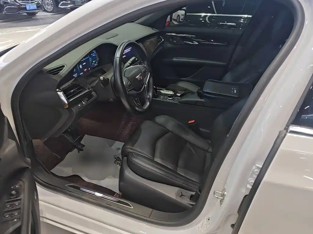 Cadillac CT6 2022 28T luxury model купить на сайте DeffCars