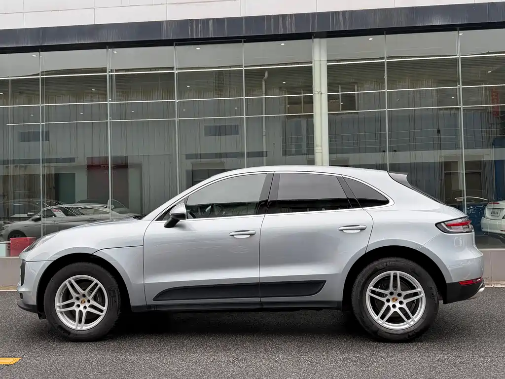 Macan 2018 Macan 2.0T купить на сайте DeffCars