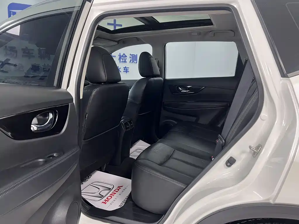 X-Trail 2022 facelift 2.0L 2WD Intelligent Comfort Edition купить на сайте DeffCars
