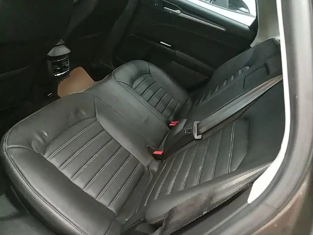 Mondeo 2013 1.5L GTDi180 Fashion Model купить на сайте DeffCars