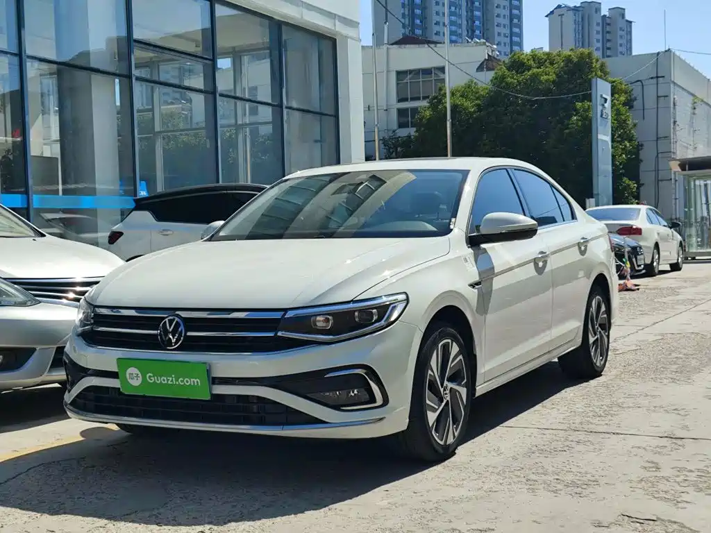 Bora 2023 300TSI DSG Premium Edition купить на сайте DeffCars