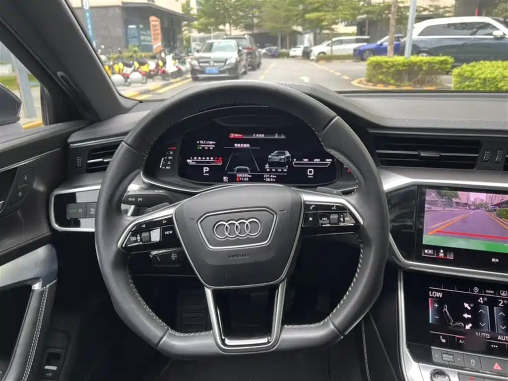 Audi A6L 2021 55 TFSI quattro exclusive dynamic model купить на сайте DeffCars