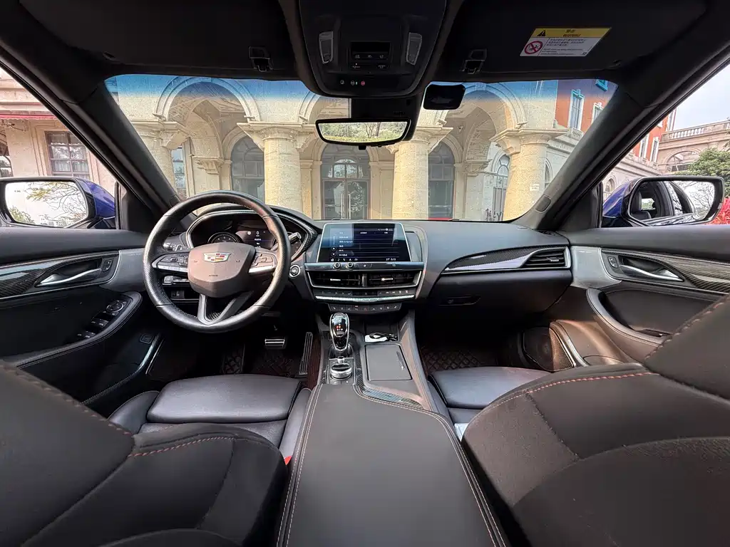 Cadillac CT5 2020 facelift 28T Platinum Sports Edition купить на сайте DeffCars