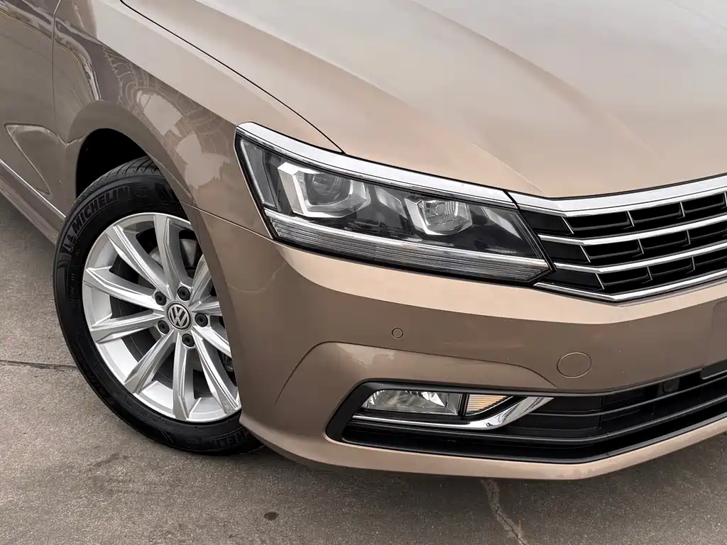 Passat 2017 330TSI DSG Premium Edition купить на сайте DeffCars