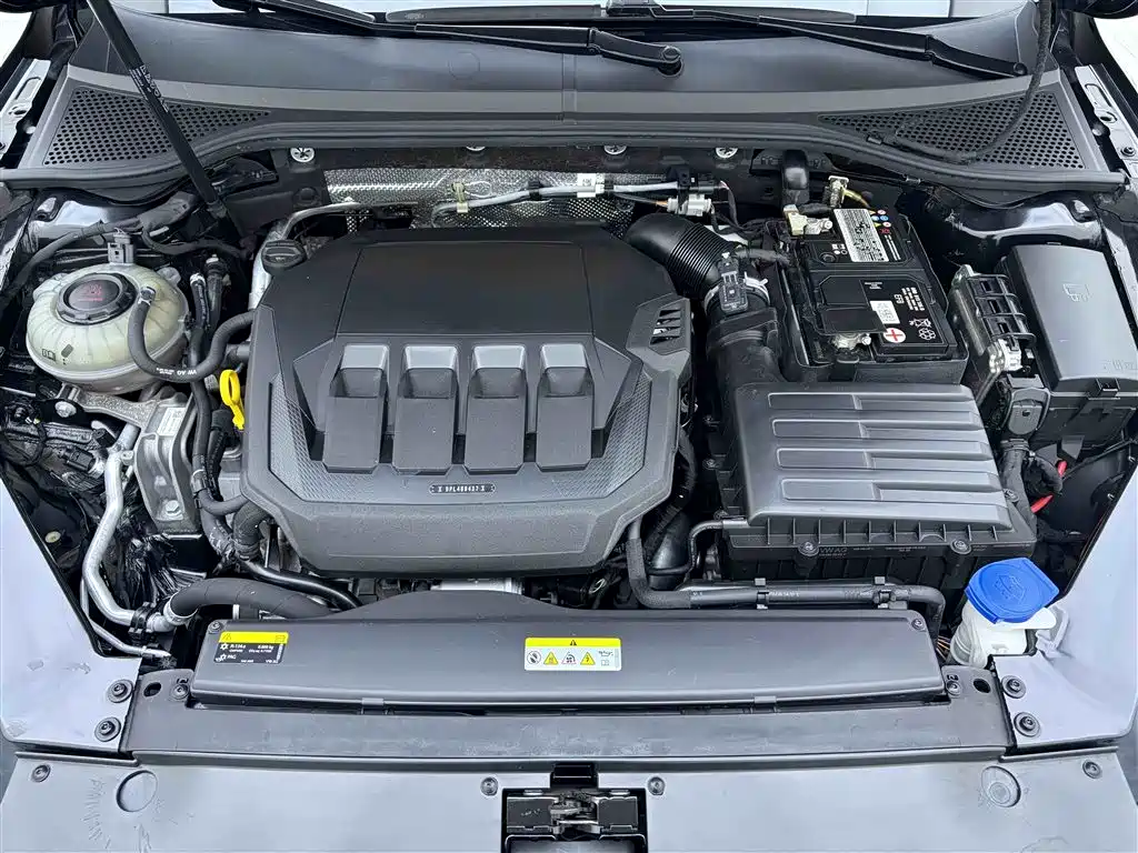Magotan 2020 330TSI DSG leading model купить на сайте DeffCars