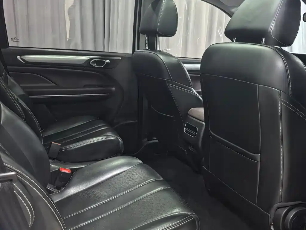 Trumpchi M6 2021 270T DCT Exclusive Edition (seven seats) купить на сайте DeffCars