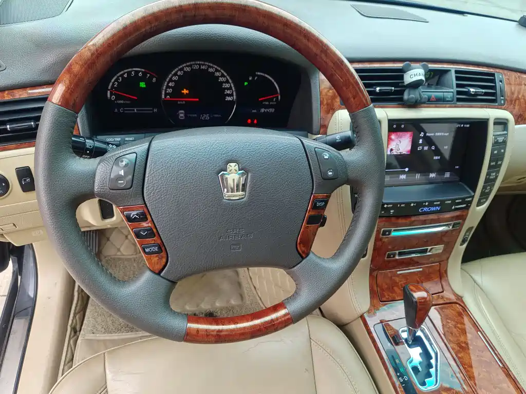 Crown 2007 3.0L Royal Saloon Navigation купить на сайте DeffCars