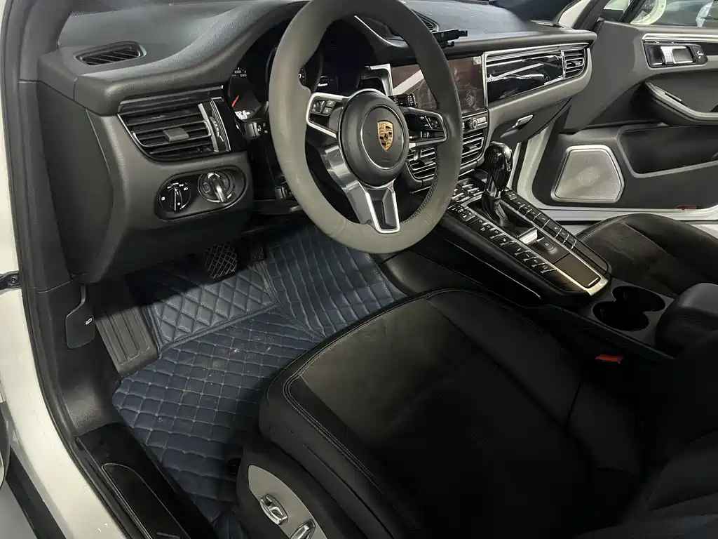 Macan 2020 Macan 2.0T купить на сайте DeffCars
