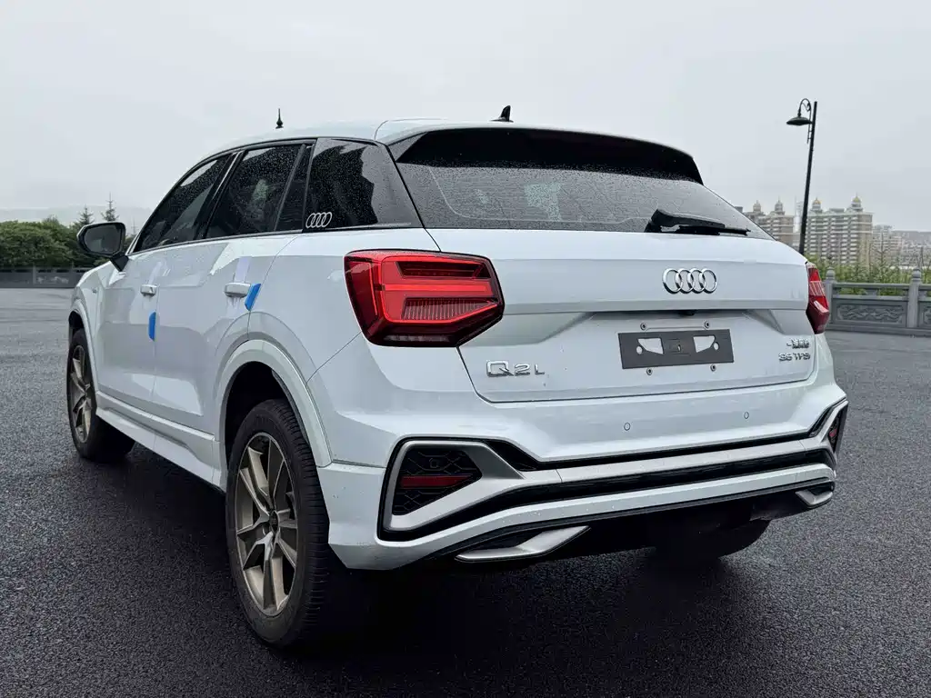 Audi Q2L 2022 35 TFSI fashionable and dynamic купить на сайте DeffCars