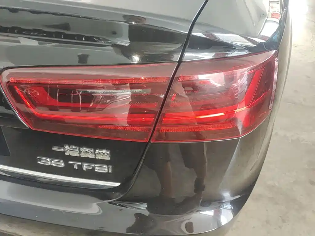 Audi A6L 2018 30th Anniversary Model 35 TFSI Fashion Edition купить на сайте DeffCars