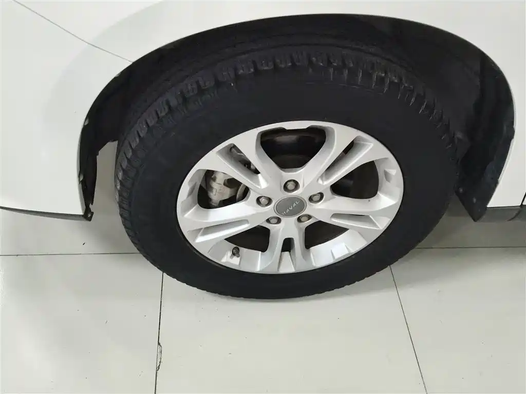 Haval M6 2017 1.5T manual two-wheel drive elite model купить на сайте DeffCars