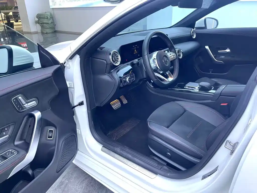 Mercedes-Benz CLA (imported) 2021 CLA 200 купить на сайте DeffCars