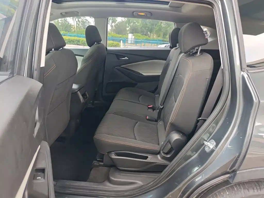 Orlando 2019 530T Automatic Jinxiang Edition (5 +2) Country VI купить на сайте DeffCars
