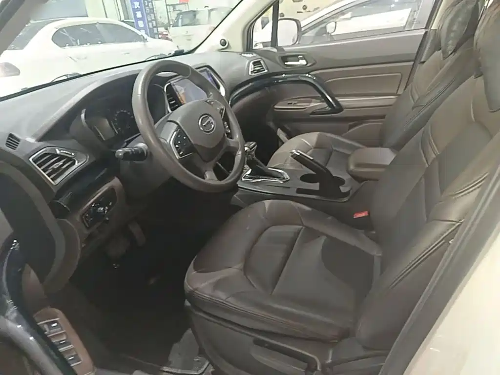Trumpchi GS4 2017 200T G-DCT 2WD Elite Edition купить на сайте DeffCars