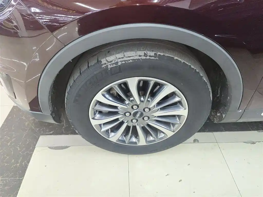 Voyager imported 2019 2.0T two-wheel drive exclusive version, National VI купить на сайте DeffCars