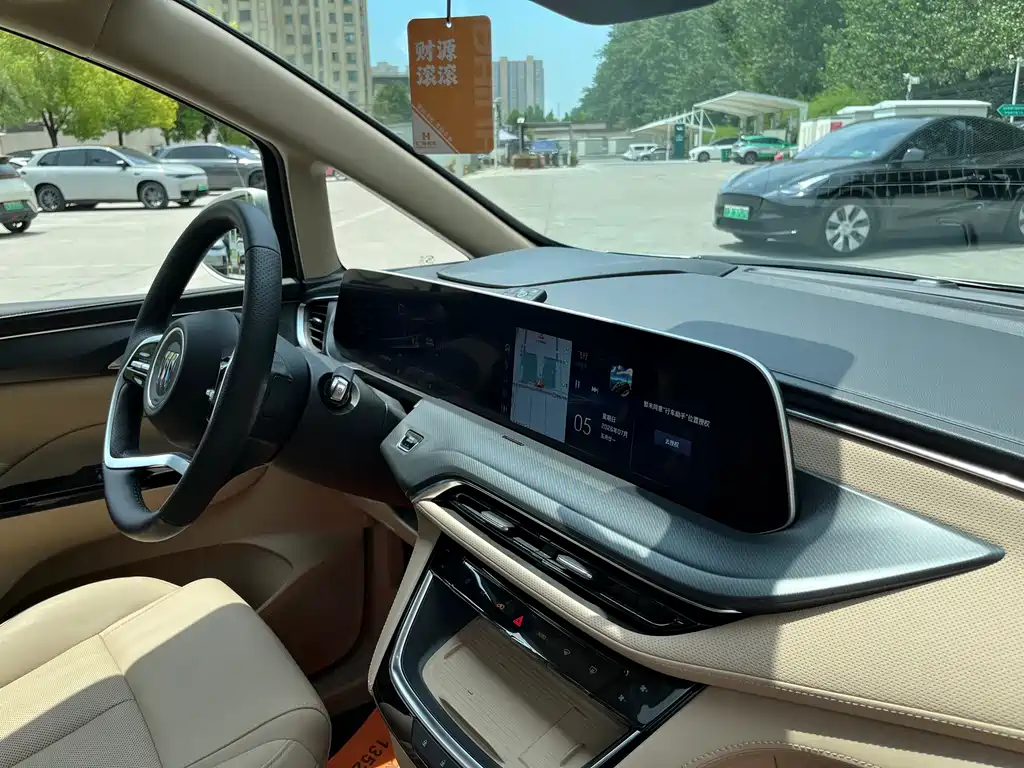 Buick GL8 New Energy 2025 Lu Shang Exclusive Edition купить на сайте DeffCars
